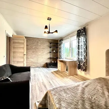 Villa Villa *